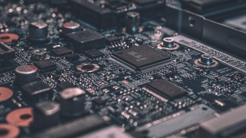 AI 编程助手入门：从任务拆解到可验证交付的完整流程