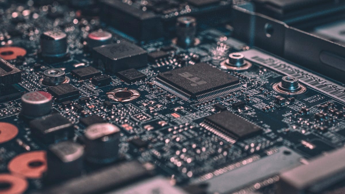 AI 编程助手入门:从任务拆解到可验证交付的完整流程