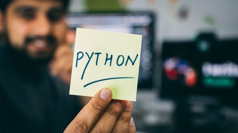 Docker Compose 项目目录怎么规划：配置、数据与备份分层