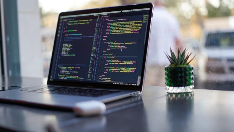 Git 提交前检查：用 Hooks 自动运行格式化与测试